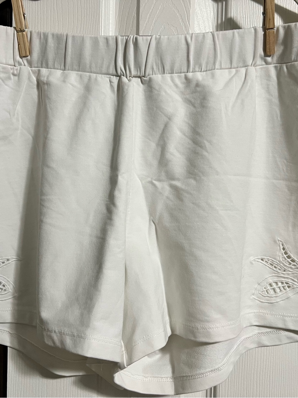 a new day White Athletic Elastic-Waist Women's Shorts
